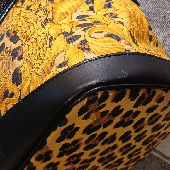 Authentic Gianni Versace Flower Leopard Vanity Hand Bag PVC Leathet - Picture 9 of 16